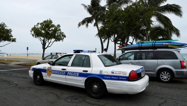 La policía de Honolulu mientras el huracán Lane se acerca a Honolulu, Hawai, EE. UU. - Sputnik Mundo