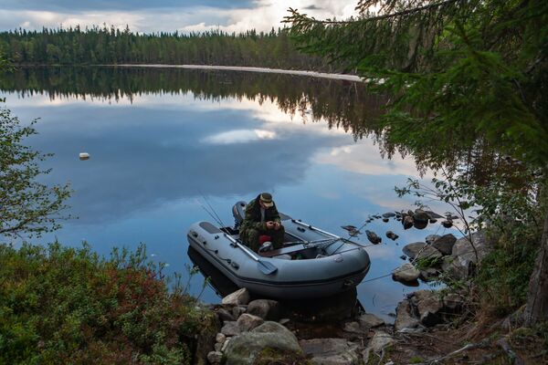 La tierra de los 1.000 lagos: ¡descubre la belleza hipnótica de la región rusa de Carelia! - Sputnik Mundo