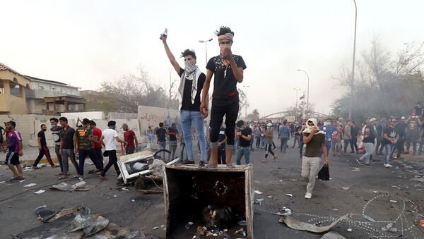 Protestas contra el gobierno en Basora, Irak - Sputnik Mundo