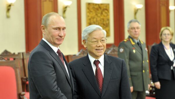 Presidente de Rusia, Vladímir Putin, y secretario general de Comité Central del Partido Comunista de Vietnam, Nguyen Phu Trong (Archivo) - Sputnik Mundo