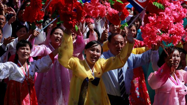 Los norcoreanos celebran el 70 aniversario de la RPDC - Sputnik Mundo