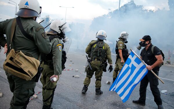 Protestas en la ciudad griega de Salónica - Sputnik Mundo