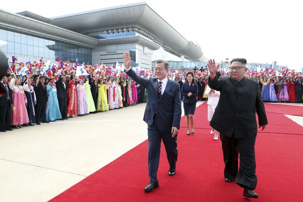 La histórica visita del presidente de Corea del Sur a Pyongyang - Sputnik Mundo