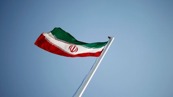 Bandera de Irán - Sputnik Mundo