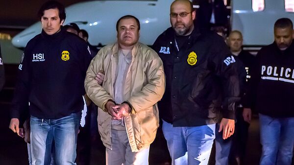 Joaquín Chapo Guzmán Loera tras su extradición a Estados Unidos - Sputnik Mundo