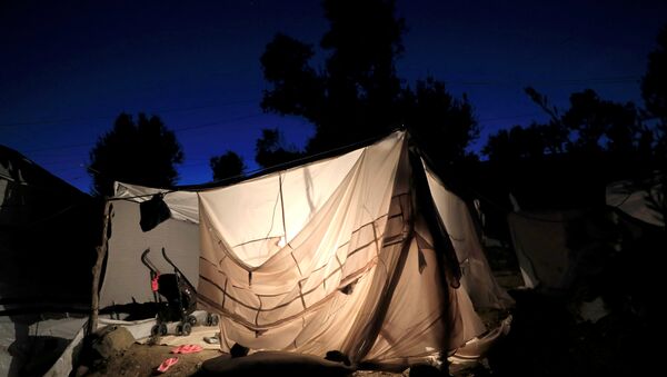 Campo de migrantes en Lesbos, Grecia - Sputnik Mundo