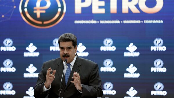 El presidente de Venezuela, Nicolás Maduro, durante su discurso sobre petro - Sputnik Mundo