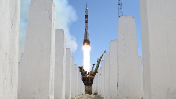 Lanzamiento del Soyuz MS-10 (archivo) - Sputnik Mundo