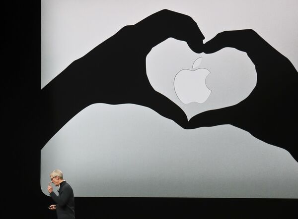Apple vuelve a revolucionar el mundo de la alta tecnología - Sputnik Mundo
