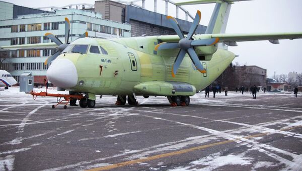 El avión de transporte militar Il-112V - Sputnik Mundo