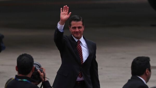El presidente mexicano, Enrique Peña Nieto, arriba a la cumbre de líderes del G20 en Buenos Aires, Argentina - Sputnik Mundo
