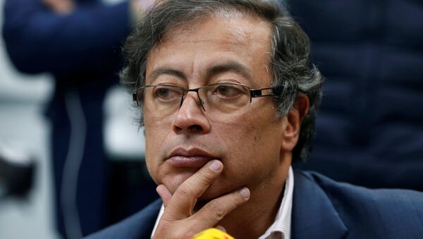 Gustavo Petro, excandidato a la presidencia y senador colombiano - Sputnik Mundo