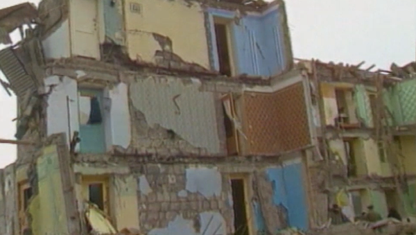 Un país en ruinas: los daños del aterrador terremoto que sacudió Armenia en 1988 - Sputnik Mundo