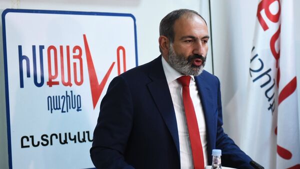 Nikol Pashinián, primer ministro de Armenia en funciones - Sputnik Mundo