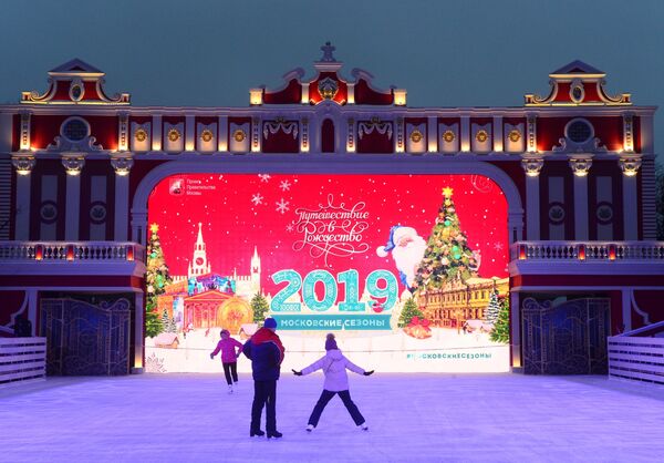 Moscú emprende un 'viaje a la Navidad' - Sputnik Mundo