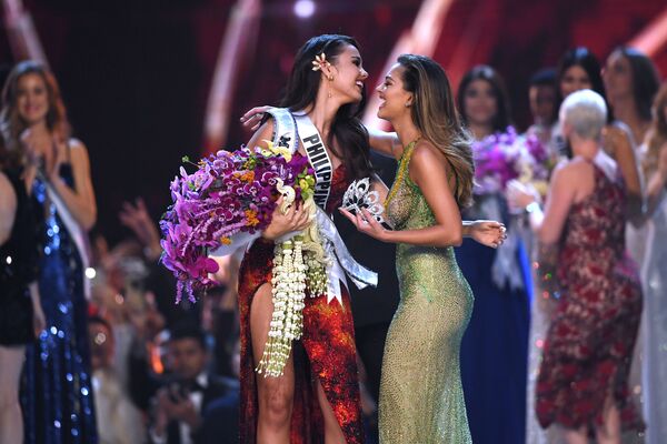 Miss Universo 2018: así son las mujeres más bellas de la Tierra y de la galaxia entera - Sputnik Mundo