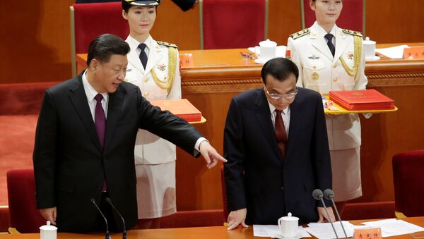 El presidente chino, Xi Jinping, y el primer ministro chino, Li Kequiang - Sputnik Mundo