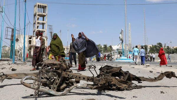 Lugar de la explosión en Mogadiscio, Somalia - Sputnik Mundo