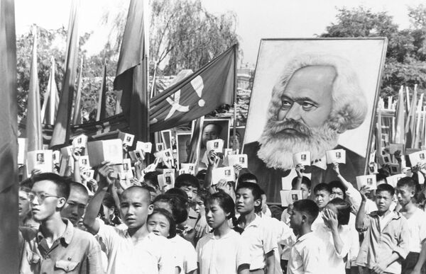 El 125 aniversario del nacimiento de Mao Zedong, en imágenes - Sputnik Mundo