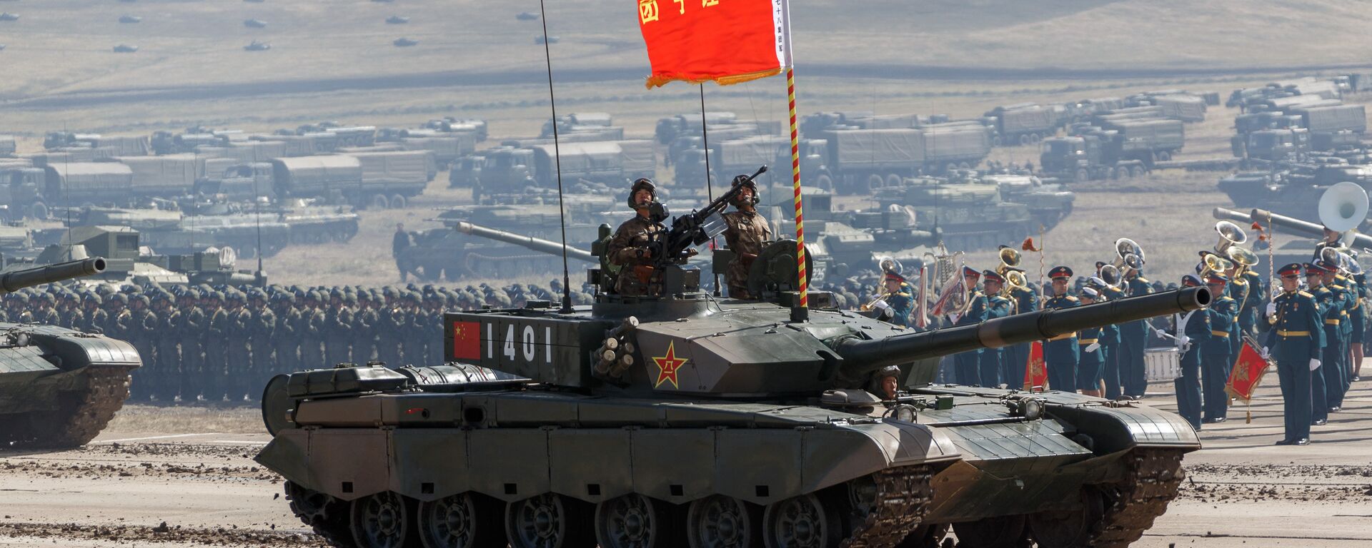 El tanque chino Tipo 99 en un polígono ruso donde se celebran las maniobras Vostok 2018 - Sputnik Mundo, 1920, 25.08.2022