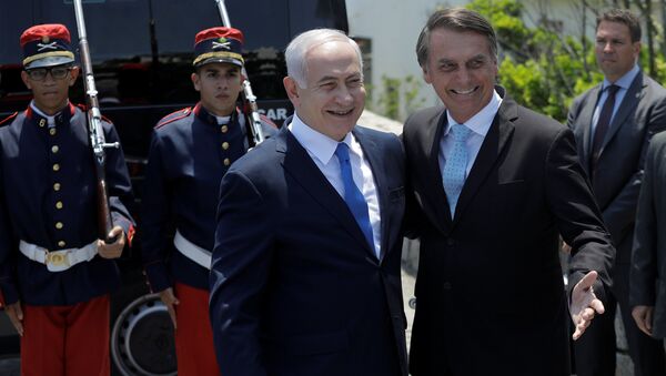 Benjamín Netanyahu, primer ministro israelí y Jair Bolsonaro, presidente de Brasil - Sputnik Mundo