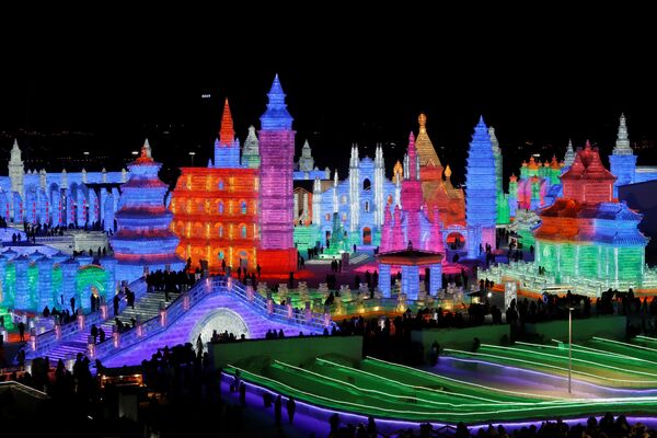 Festival Internacional de Hielo y Nieve de Harbin, China - Sputnik Mundo