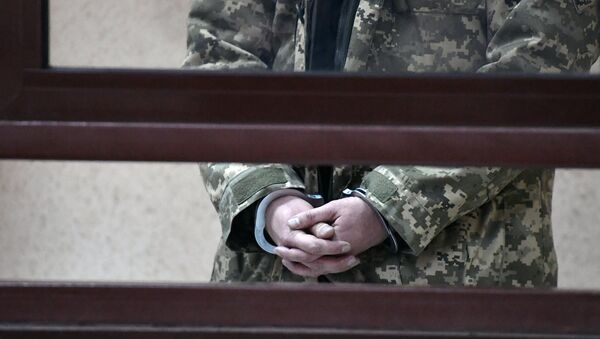 Uno de los marineros ucranianos arrestados por violar la frontera con Rusia - Sputnik Mundo