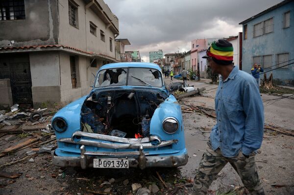 Apocalipsis en La Habana: así dejó el tornado la capital cubana - Sputnik Mundo