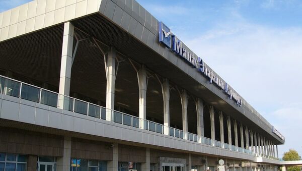 El aeropuerto internacional de Manás en Biskek - Sputnik Mundo
