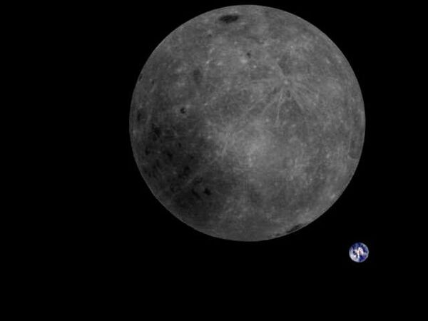 La otra cara de la Luna, protestas y mujeres bellas... estas son las mejores  imágenes de la semana - Sputnik Mundo