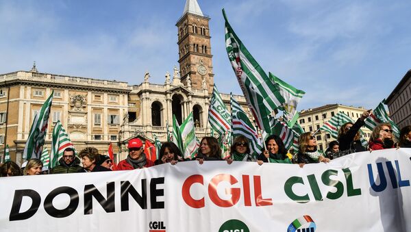 Las protestas en Italia - Sputnik Mundo