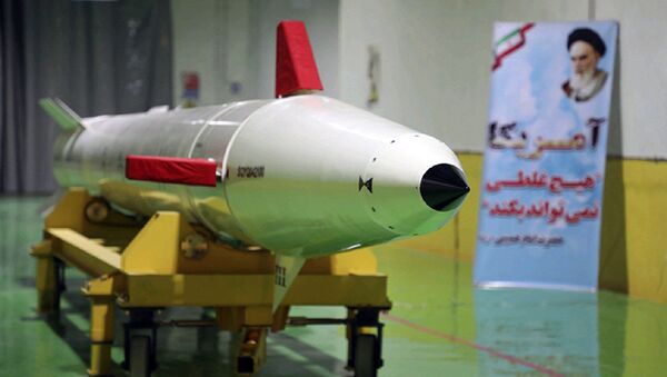 Dezful, misil iraní - Sputnik Mundo