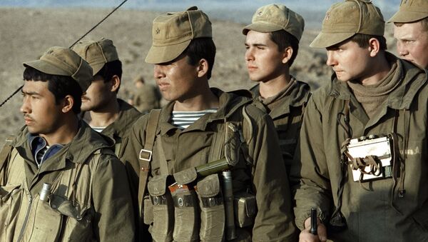 Пребывание ограниченного контингента советских войск в Афганистане. 18 февраля 1988 года - Sputnik Mundo