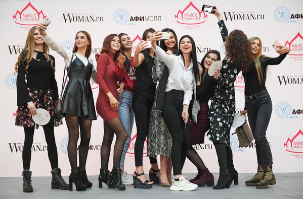 Bellezas de todos los rincones de Rusia compiten por el título Miss Rusia 2019 - Sputnik Mundo