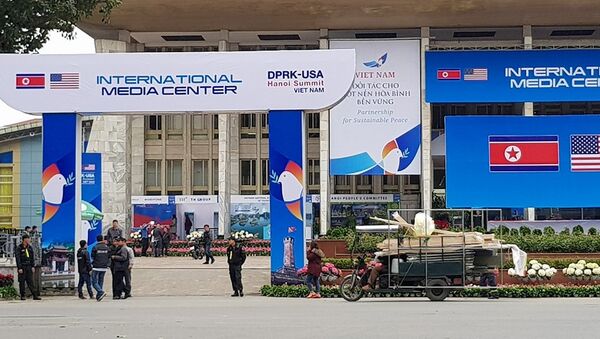 Hanói se prepara para la cumbre de Donald Trump y Kim Jong-un - Sputnik Mundo