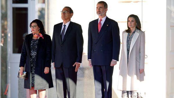 Los reyes de España reciben al presidente de Perú, Martín Alberto Vizcarra, y su esposa - Sputnik Mundo