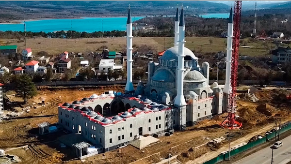 Llega a su fase final la construcción de la Gran Mezquita de Crimea - Sputnik Mundo