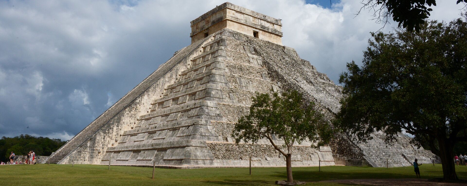 El sitio arqueológico de Chichen Itzá, en Yucatán, México - Sputnik Mundo, 1920, 20.03.2019