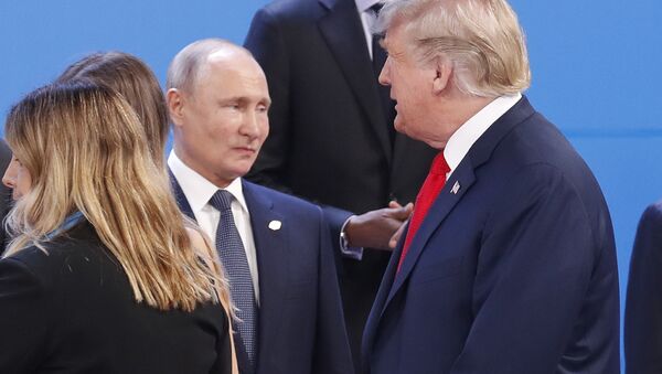 Los presidentes de Rusia, Vladímir Putin y EEUU, Donald Trump - Sputnik Mundo