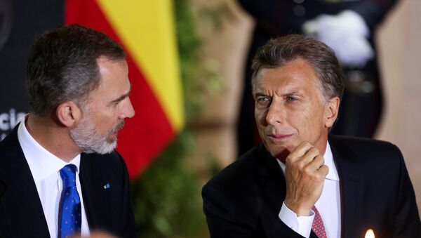 El rey de España, Felipe VI, y el presidente de Argentina, Mauricio Macri - Sputnik Mundo