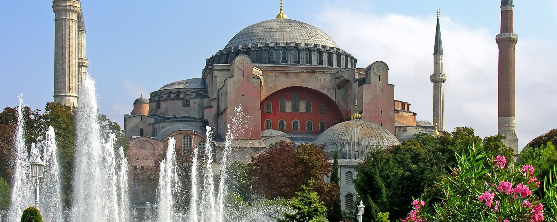 El templo de Santa Sofía en Estambul - Sputnik Mundo, 1920, 11.06.2024