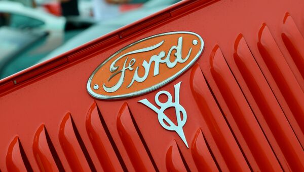 Logo de Ford, la empresa estadounidense fabricante de automóviles - Sputnik Mundo