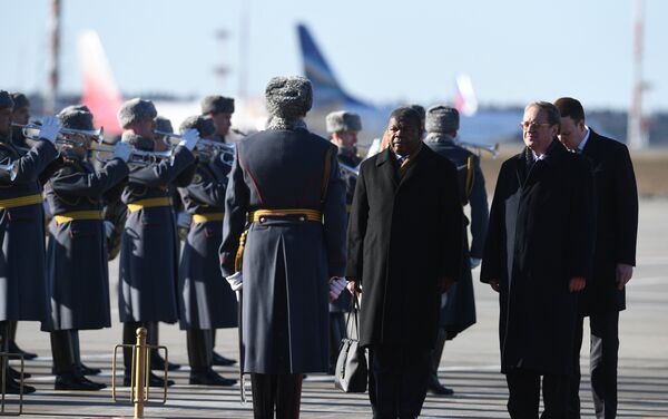 El presidente de Angola, Joao Lorenco, y el vicecanciler ruso Mijaíl Bogdánov - Sputnik Mundo