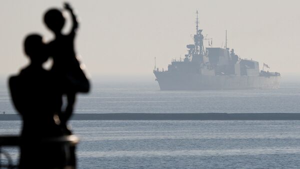 El buque de la OTAN en el mar Negro - Sputnik Mundo
