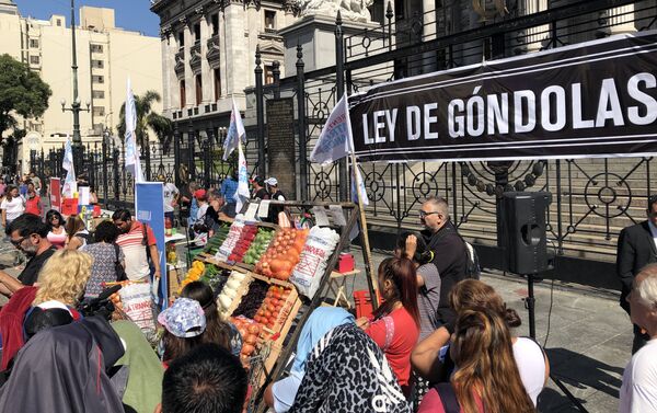 Protesta contra la inflación frente al Congreso de Argentina - Sputnik Mundo