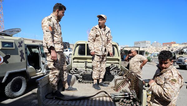 Militares en las afueras de Trípoli, Libia - Sputnik Mundo
