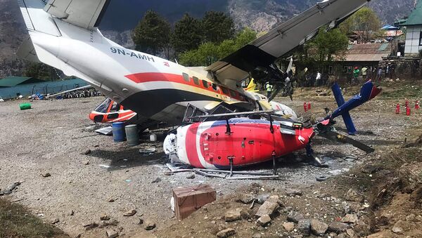 Incidente aéreo en el aeropuerto de Katmandú, Nepal - Sputnik Mundo