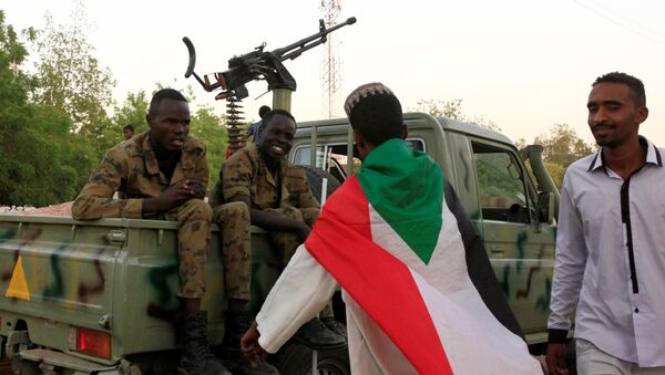 Militares sudaneses - Sputnik Mundo