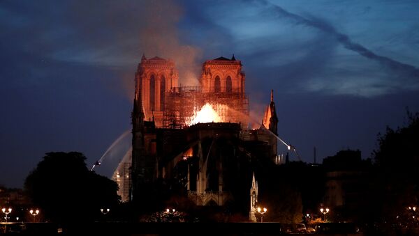 El incendio de Notre Dame, una tragedia que nunca se debe repetir - Sputnik Mundo