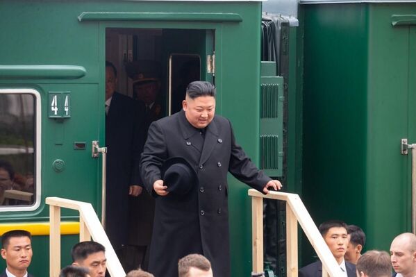 La histórica visita de Kim Jong-un a Rusia, en imágenes - Sputnik Mundo